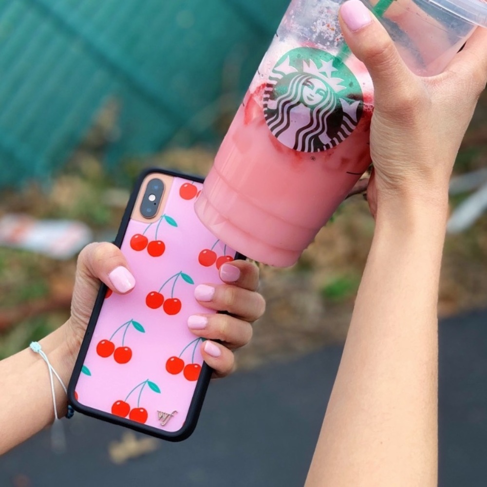 Cherries Wildflower Case 🍒